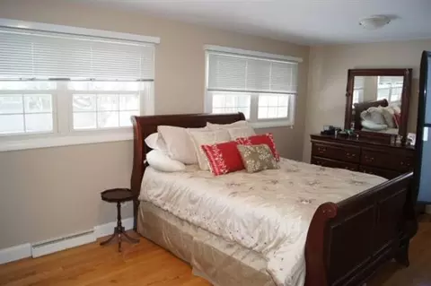 39 Carson Rd, Delmar, NY 12054 photo 6