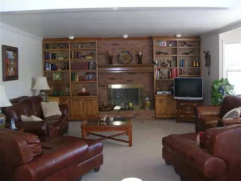 124 Darroch Rd, Delmar, NY 12054 photo 5