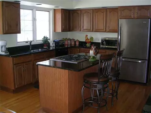 124 Darroch Rd, Delmar, NY 12054 photo 4
