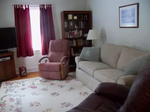 33 Brookman Ave, Delmar, NY 12054 photo 3