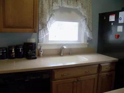 33 Brookman Ave, Delmar, NY 12054 photo 5