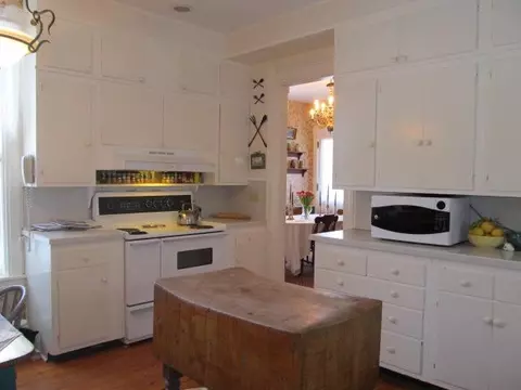 113 Chapel St, Cobleskill, NY 12043 photo 3