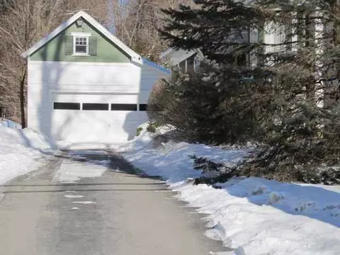 113 Chapel St, Cobleskill, NY 12043 photo 11