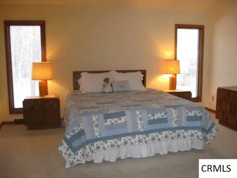 16 Stockbridge Rd, Slingerlands, NY 12159 photo 9