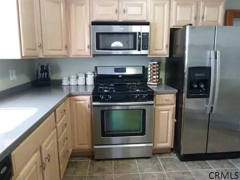 3805 Becker St, Schenectady, NY 12304 photo 4