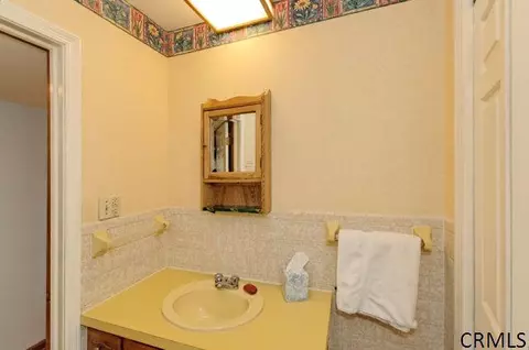 1150 Phoenix Ave, Schenectady, NY 12308 photo 10