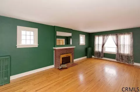 1150 Phoenix Ave, Schenectady, NY 12308 photo 4