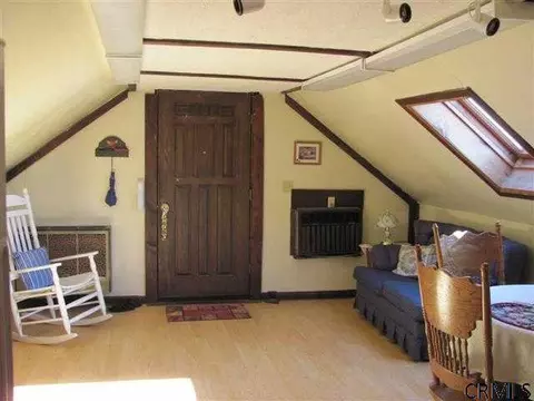 27 Clapper Rd, Selkirk, NY 12158 photo 8