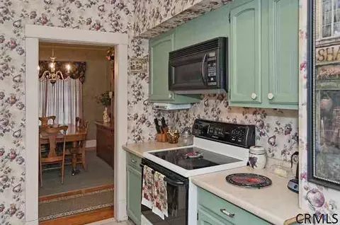 1252 Keyes Ave, Schenectady, NY 12309 photo 10