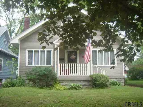 1252 Keyes Ave, Schenectady, NY 12309 photo 3