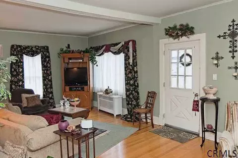 1252 Keyes Ave, Schenectady, NY 12309 photo 4