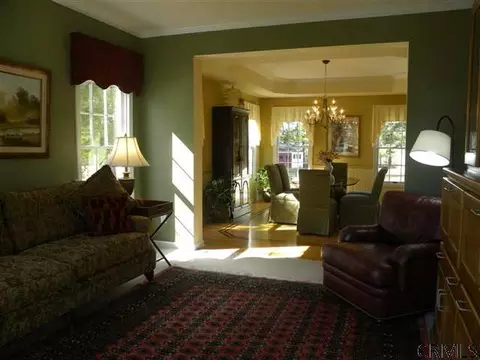 14 Park Edge Ln, Delmar, NY 12054 photo 5