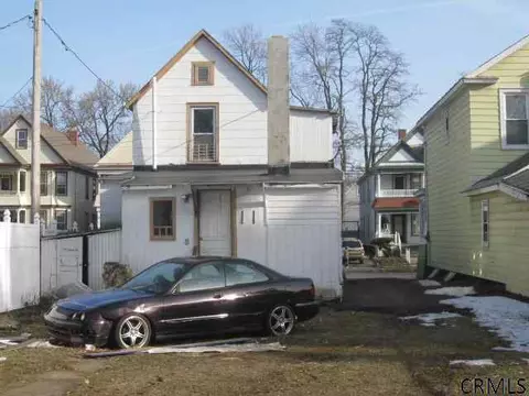 63 Division St, Schenectady, NY 12304 photo 3