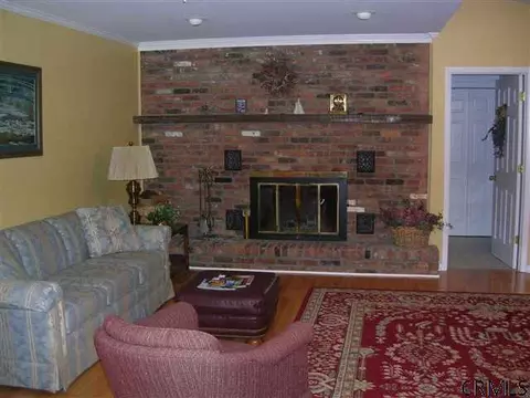 112 Union Ave, Delmar, NY 12054 photo 3