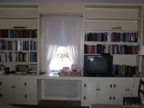 21 Herber Ave, Delmar, NY 12054 photo 5