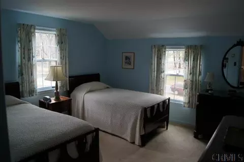 6 Concord Rd, Glenmont, NY 12077 photo 8