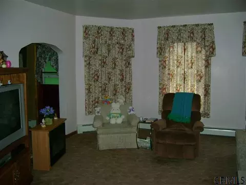 1122 7th Ave, Schenectady, NY 12303 photo 2