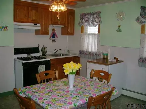 1122 7th Ave, Schenectady, NY 12303 photo 4