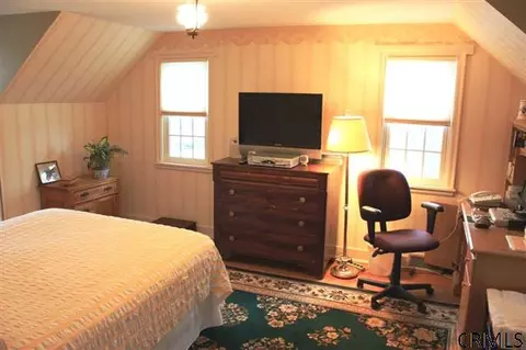 72 Salisbury Rd, Delmar, NY 12054 photo 9