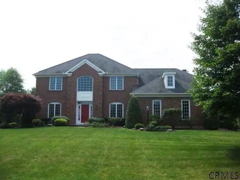 81 Fields End Dr, Glenmont, NY 12077 photo 1