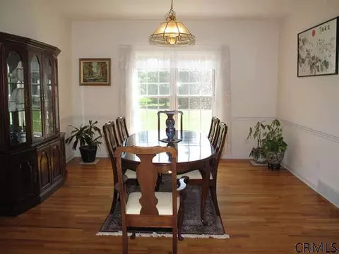 81 Fields End Dr, Glenmont, NY 12077 photo 7