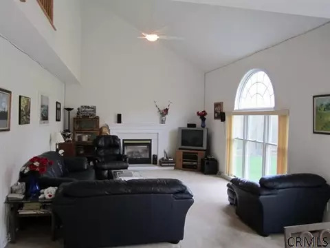 111 Van Bael Dr, Slingerlands, NY 12159 photo 4
