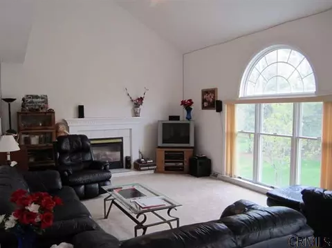 111 Van Bael Dr, Slingerlands, NY 12159 photo 5