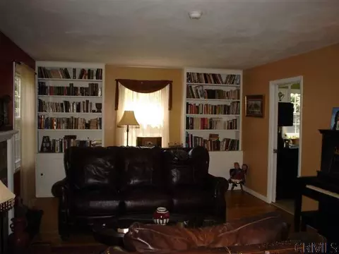 491 Stratton Pl, Delmar, NY 12054 photo 7