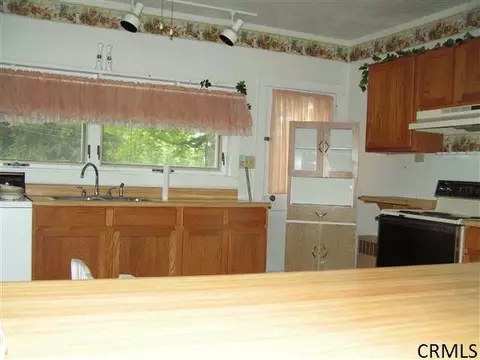 18 Maple St, Worcester, NY 12197 photo 3