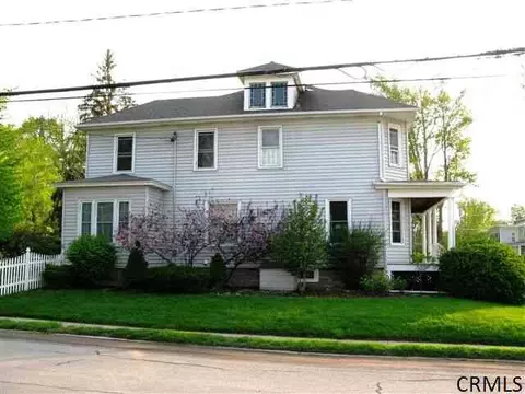 132 Lark St, Cobleskill, NY 12043 photo 2