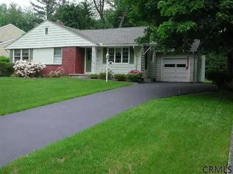 86 Jordan Blvd, Delmar, NY 12054 photo 1