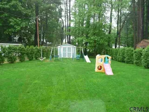 86 Jordan Blvd, Delmar, NY 12054 photo 14
