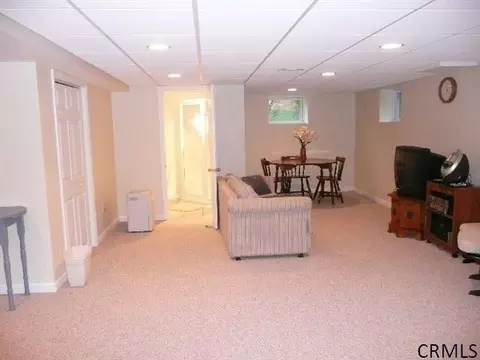 86 Jordan Blvd, Delmar, NY 12054 photo 11