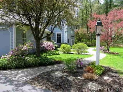 33 Ruxton Rd, Delmar, NY 12054 photo 15