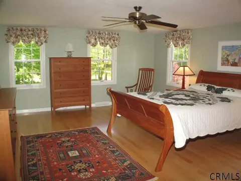 33 Ruxton Rd, Delmar, NY 12054 photo 12