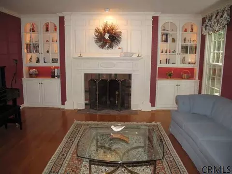 33 Ruxton Rd, Delmar, NY 12054 photo 9