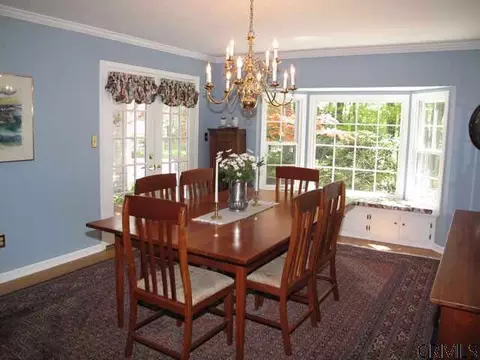 33 Ruxton Rd, Delmar, NY 12054 photo 7