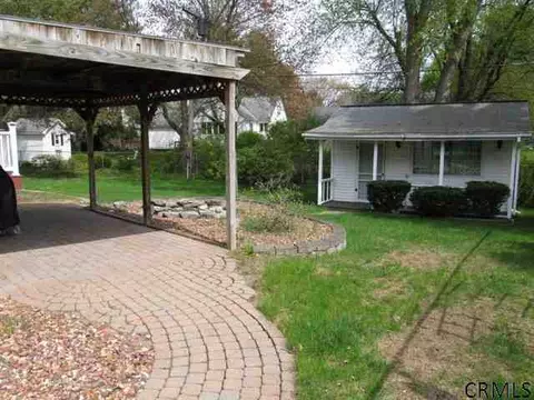 11 Sutherland Ct, Delmar, NY 12054 photo 14