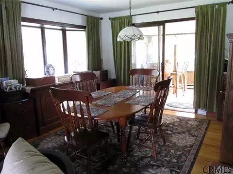 11 Sutherland Ct, Delmar, NY 12054 photo 3
