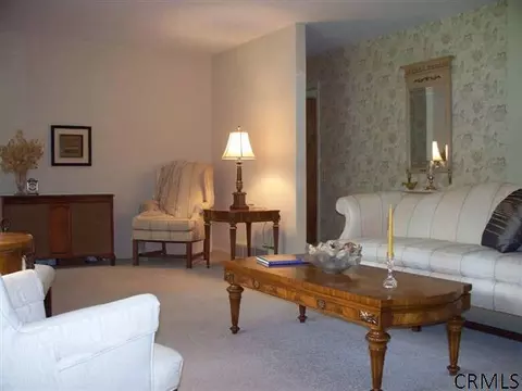 235 Marshall Ave, Schenectady, NY 12304 photo 5
