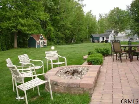 49 Willowbrook Ter, Halfmoon, NY 12065 photo 2