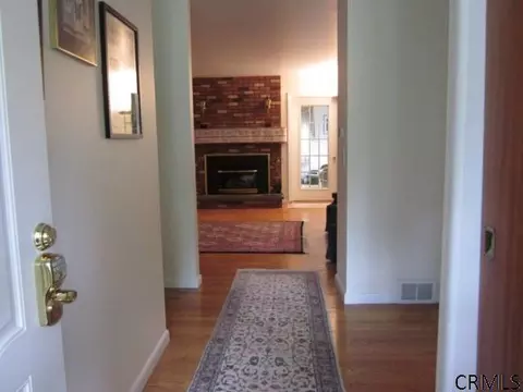 5 Roweland Ave, Delmar, NY 12054 photo 4