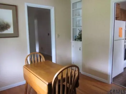 5 Roweland Ave, Delmar, NY 12054 photo 8