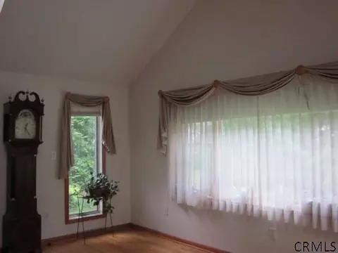 5 Roweland Ave, Delmar, NY 12054 photo 9