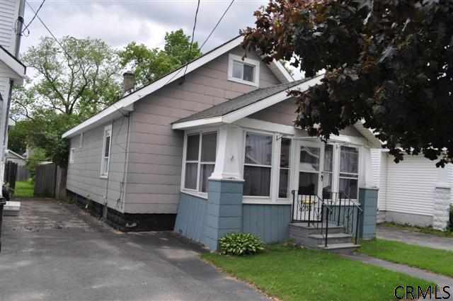 733 Cramer Ave, Schenectady, NY 12306 photo 3