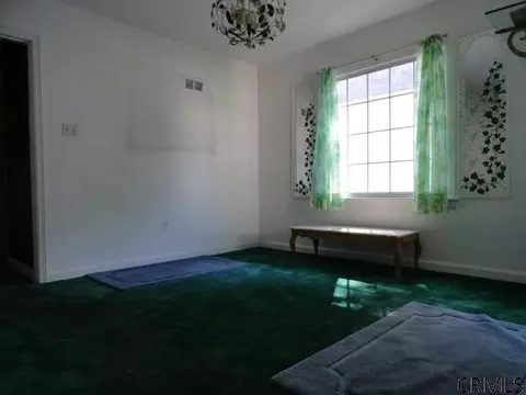 1142 Mcclellan St, Schenectady, NY 12308 photo 9