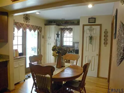 18 Lighthouse Dr, Halfmoon, NY 12188 photo 10