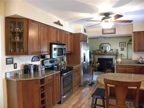 18 Lighthouse Dr, Halfmoon, NY 12188 photo 8