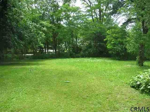 10 Dewitt Ave, Schenectady, NY 12304 photo 9