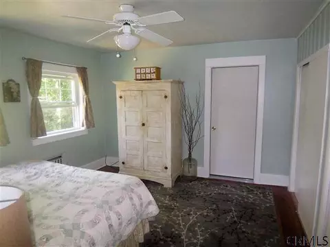 2 Adams Pl, Delmar, NY 12054 photo 6